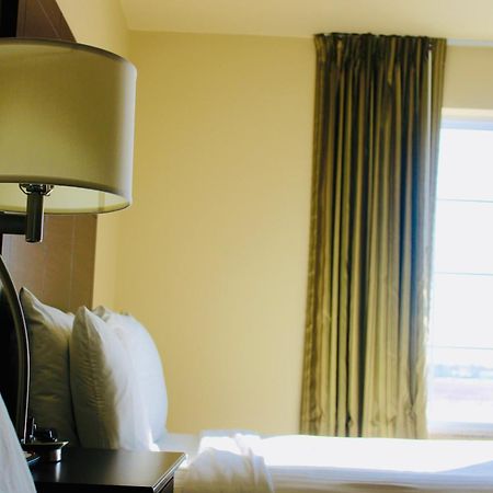 Cobblestone Hotel & Suites - דווילס לייק מראה חיצוני תמונה