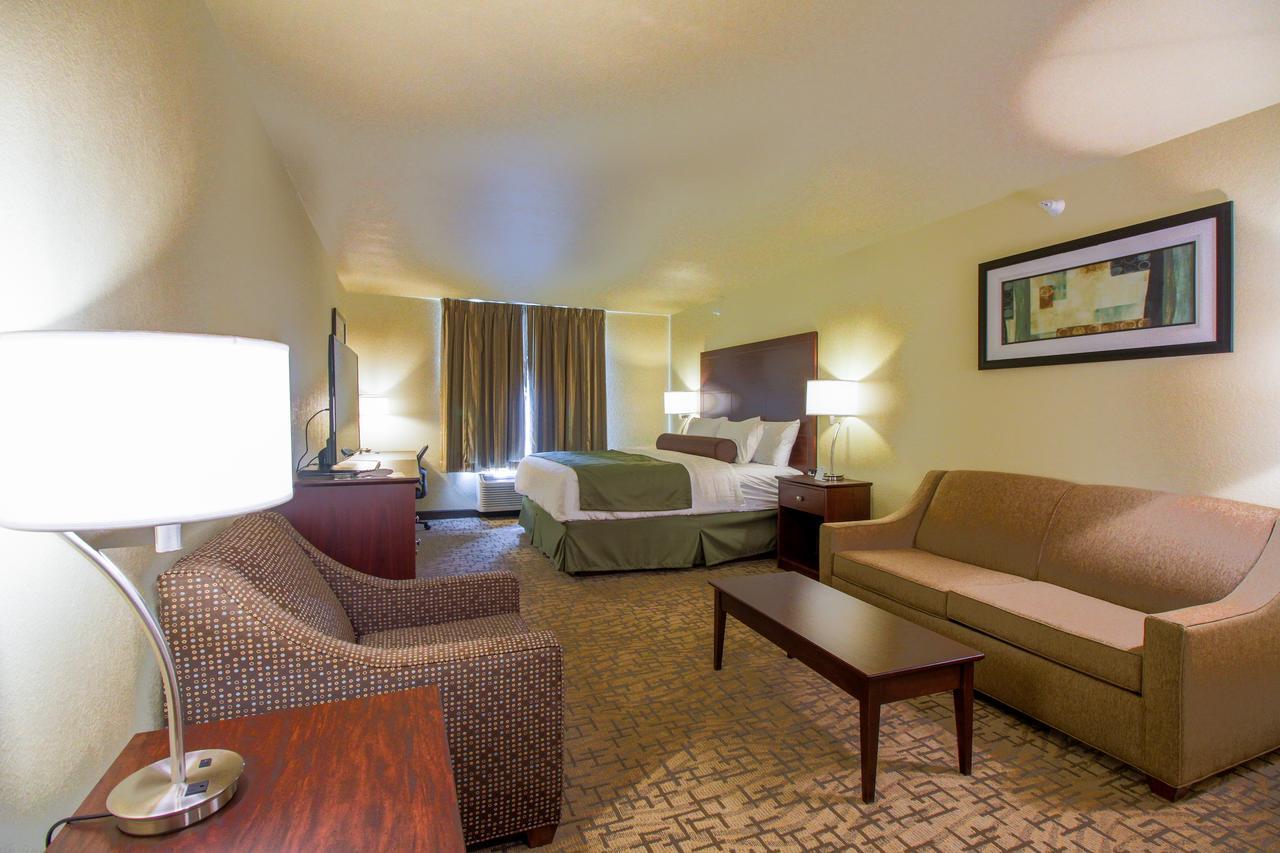 Cobblestone Hotel & Suites - דווילס לייק מראה חיצוני תמונה